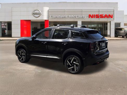 New 2026 Nissan Kicks SV w/ Charging Package FWD image 5