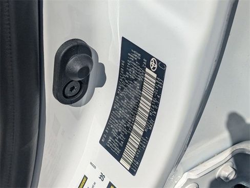 Certified 2025 Toyota Corolla LE image 34