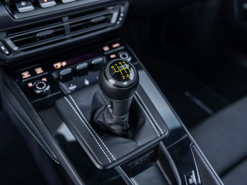 Certified 2022 Porsche 911 GT3 Touring image 41