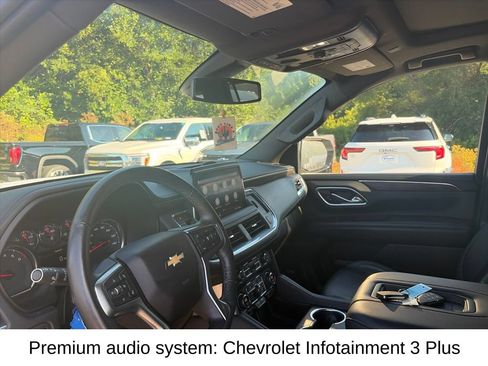 Used 2021 Chevrolet Suburban LT w/ LT Signature Plus Package AWD/4WD image 18