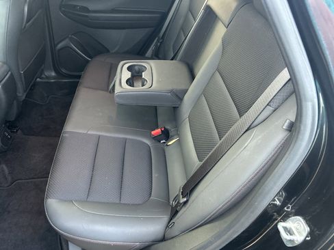 Used 2021 Chevrolet TrailBlazer RS w/ Sun and Liftgate Package image 17