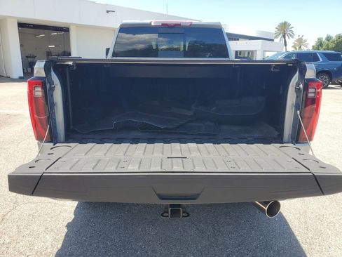 Used 2024 GMC Sierra 2500 Denali w/ Denali Reserve Package AWD/4WD image 10