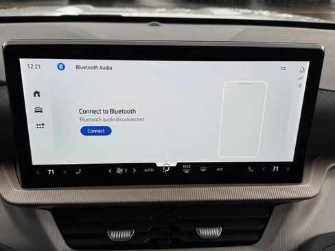 New 2026 Ford Explorer Active image 18