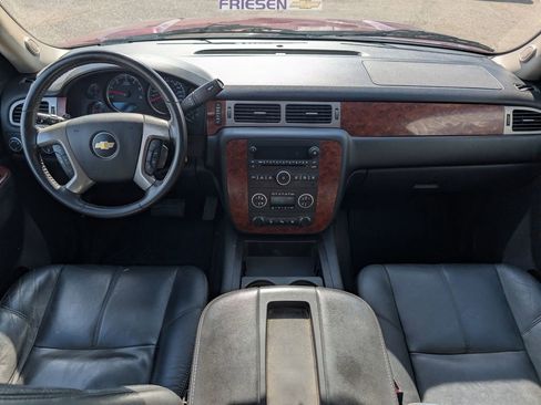 Used 2011 Chevrolet Tahoe LT image 12