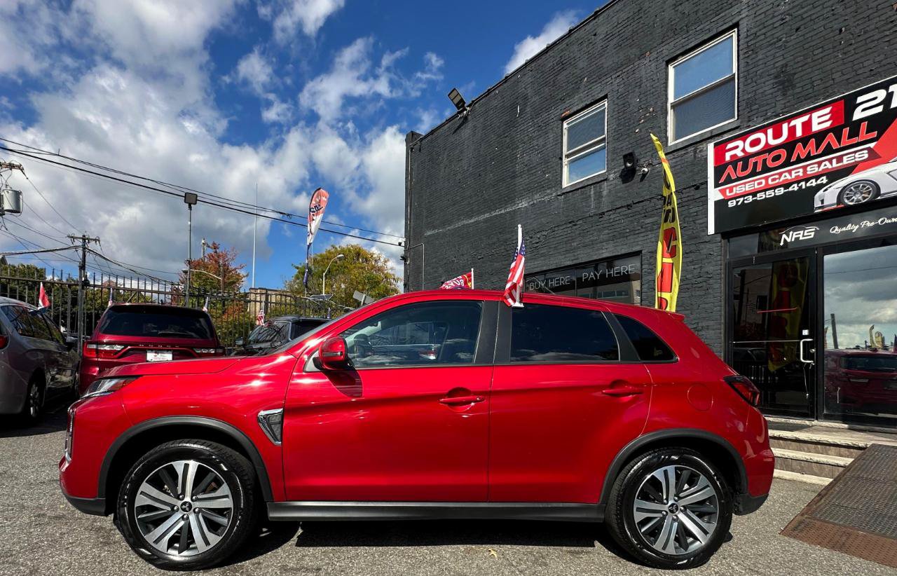 Used 2025 Mitsubishi Outlander Sport LE AWD/4WD image 4