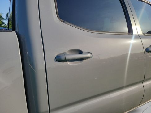 Used 2020 Toyota Tacoma TRD Sport RWD image 19