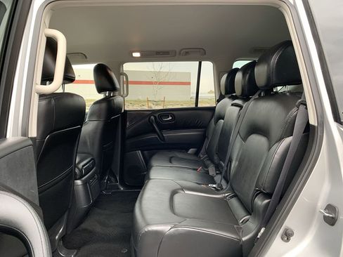 Used 2023 Nissan Armada SV image 29