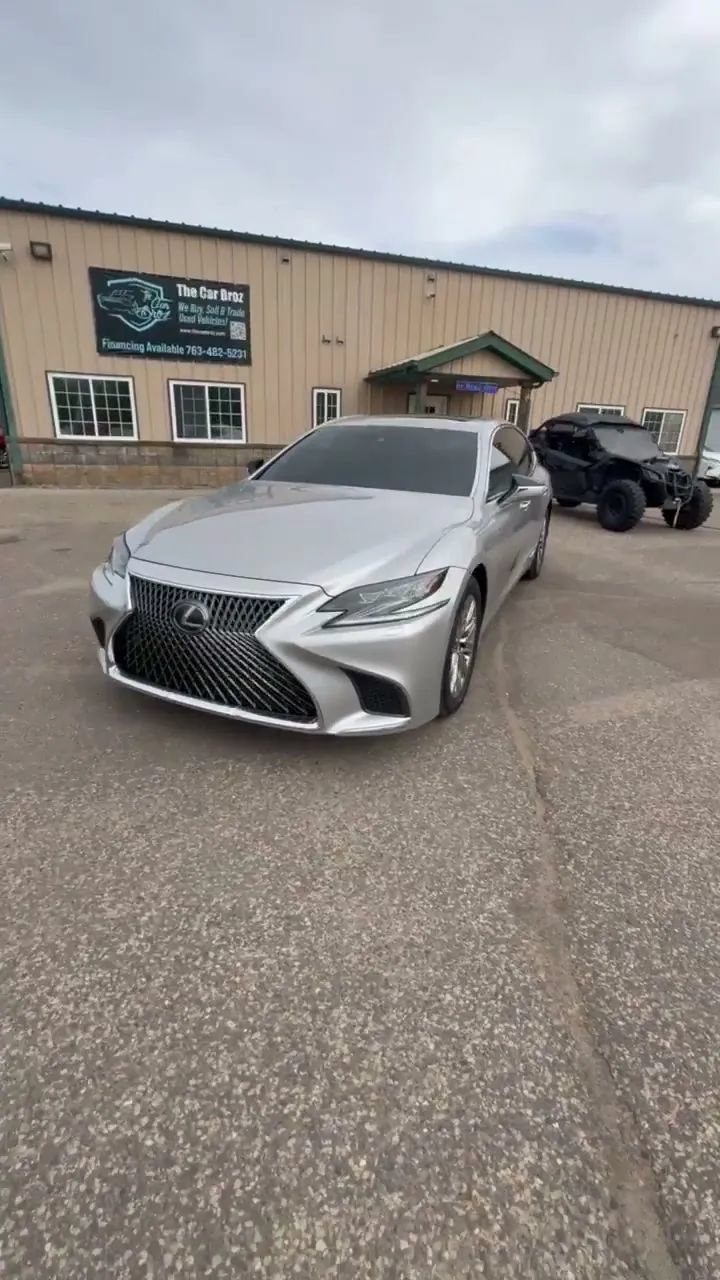 Used 2018 Lexus LS 500h AWD w/ Accessory Package (Z1) image 52
