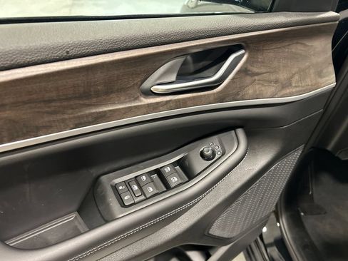 New 2026 Jeep Grand Cherokee Altitude AWD/4WD image 14