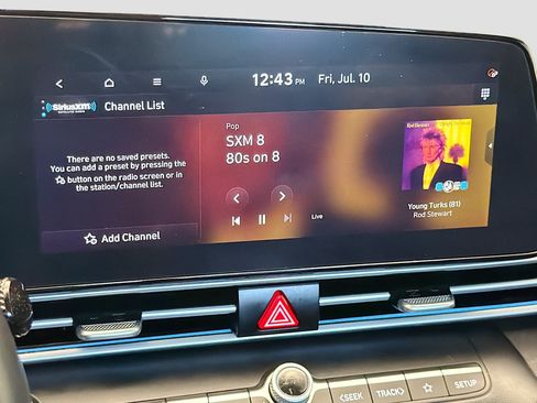 Used 2025 Hyundai Elantra Limited FWD image 9