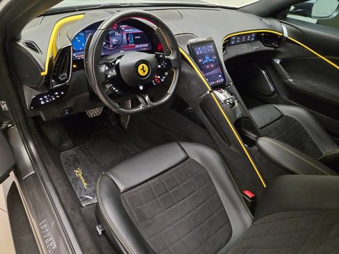 Used 2024 Ferrari Roma RWD image 20
