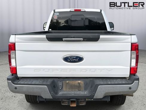 Used 2018 Ford F250 Lariat AWD/4WD image 8
