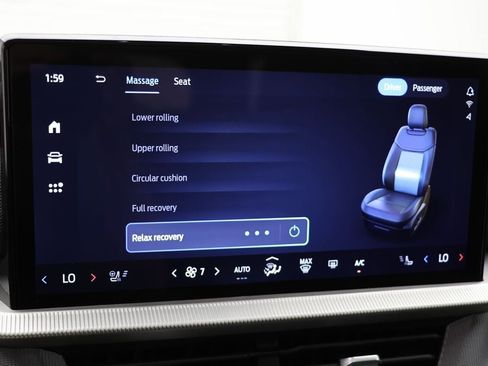 Used 2025 Ford Explorer ST-Line w/ Premium Package image 23