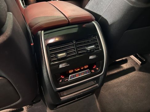 Certified 2024 BMW X6 xDrive40i w/ Executive Package image 35