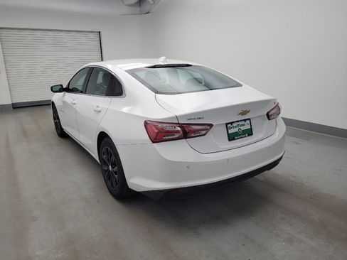 Used 2021 Chevrolet Malibu LT FWD image 5