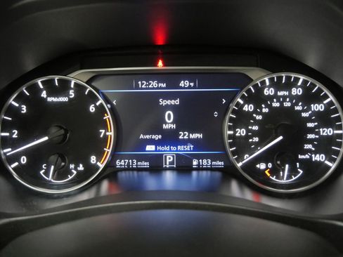 Used 2024 Nissan Altima 2.5 SR FWD image 14