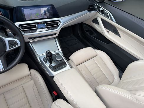 Used 2022 BMW M440i Convertible RWD image 29