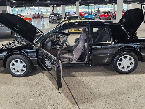 Used 1989 Mercury Cougar XR7 image 8