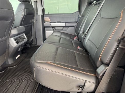 Used 2025 Ford F250 Lariat w/ Chrome Package image 27