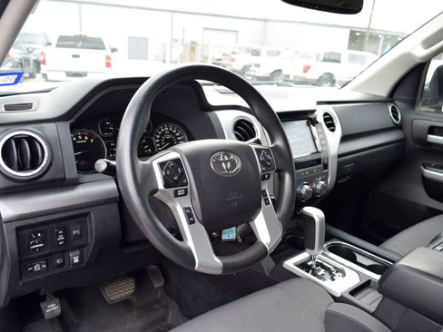 Used 2021 Toyota Tundra SR5 AWD/4WD image 17