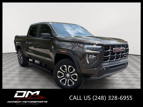 Used 2024 GMC Canyon AT4 w/ AT4 Premium Package AWD/4WD image 1