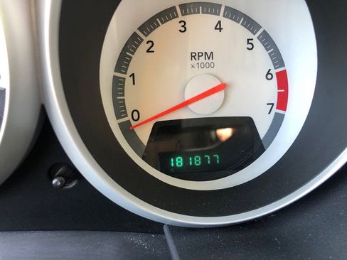 Used 2008 Dodge Grand Caravan SXT image 16