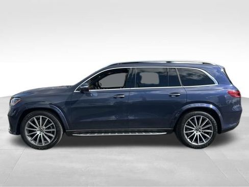 Used 2024 Mercedes-Benz GLS 580 4MATIC image 3
