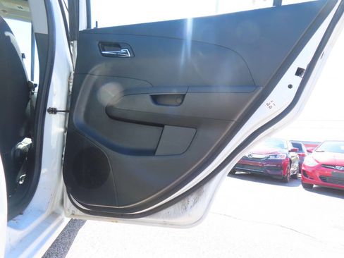 Used 2015 Chevrolet Sonic LT FWD image 37