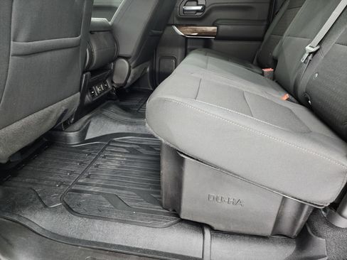 Used 2022 GMC Sierra 2500 SLE w/ SLE Value Package; image 34