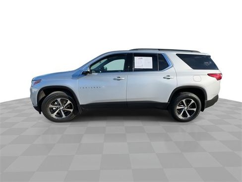 Used 2021 Chevrolet Traverse LT image 5