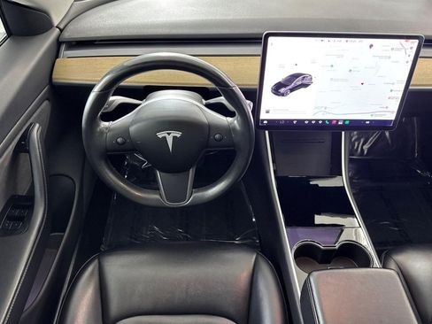 Used 2018 Tesla Model 3 Long Range RWD image 29