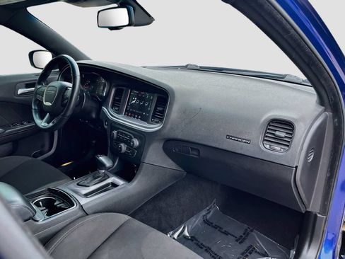 Used 2022 Dodge Charger GT w/ Blacktop Package RWD image 27