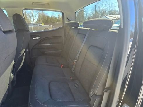 Used 2015 GMC Canyon SLE image 12