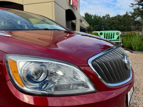 Used 2012 Buick Verano Leather FWD image 2