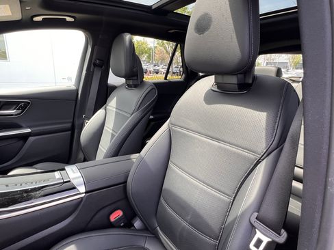 Certified 2025 Mercedes-Benz GLC 300 4MATIC image 16