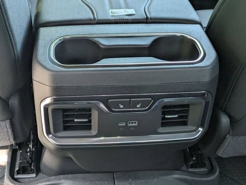 New 2026 Chevrolet Silverado 1500 High Country AWD/4WD image 31