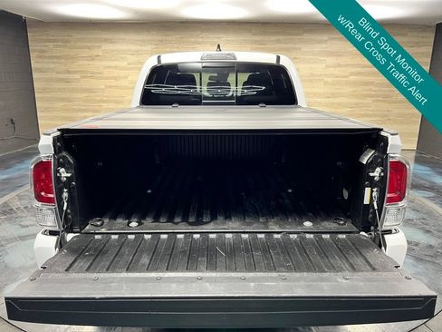 Used 2023 Toyota Tacoma TRD Sport AWD/4WD image 20