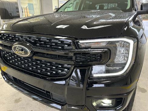 New 2025 Ford Ranger XLT w/ Equipment Group 301A High image 2