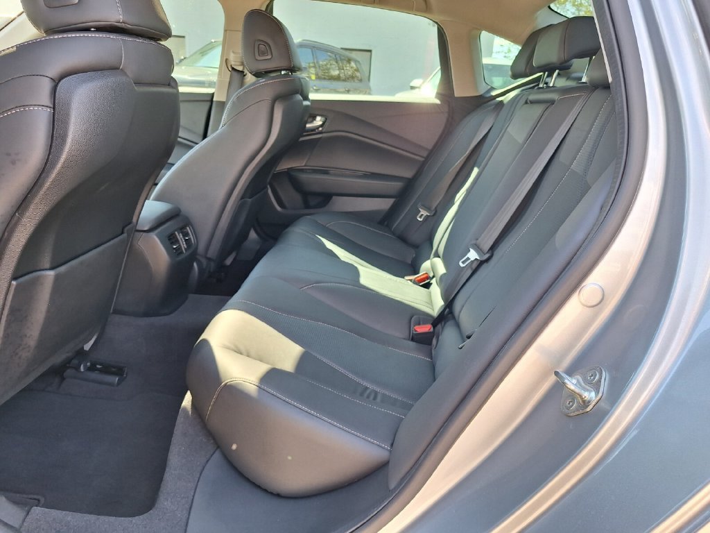 Used 2023 Acura TLX w/ Technology Package FWD image 11