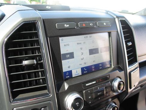 Used 2019 Ford F150 Lariat w/ Equipment Group 502A Luxury AWD/4WD image 41