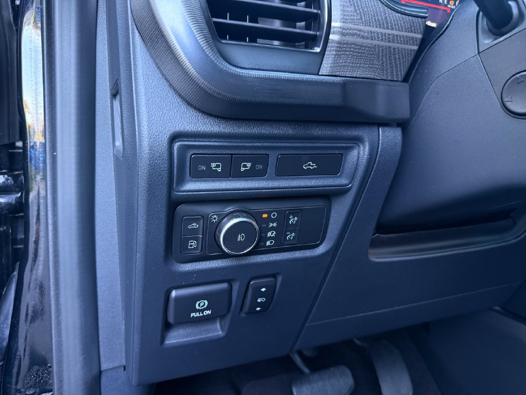 Used 2022 Ford F150 Platinum AWD/4WD image 32