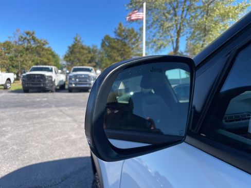 New 2026 Jeep Compass Trailhawk w/ Sun, Sound & Navigation Group image 10