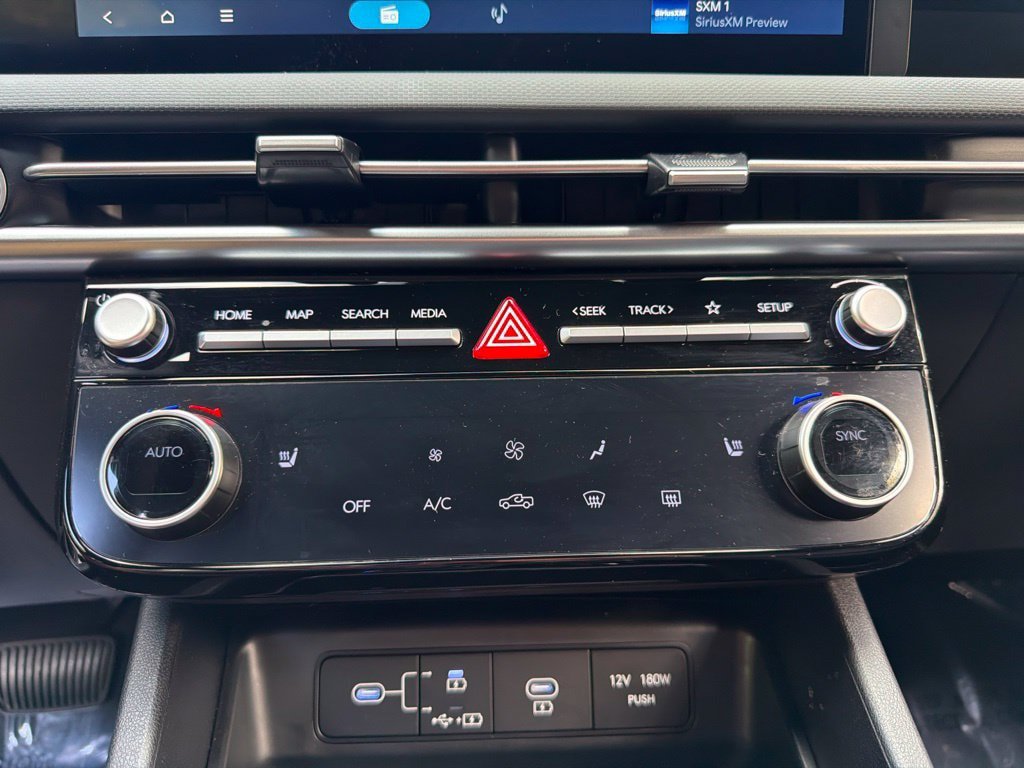 Certified 2026 Hyundai Santa Cruz SEL AWD/4WD image 28
