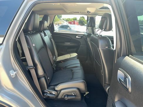 Used 2020 Dodge Journey Crossroad w/ Popular Equipment Group FWD image 23