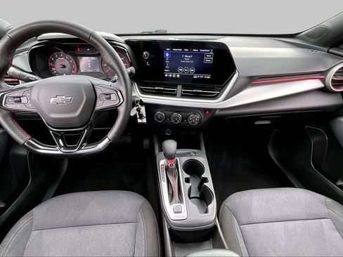 Used 2024 Chevrolet Trax RS w/ Driver Confidence Package FWD image 14