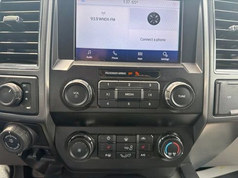 Used 2020 Ford F150 XLT w/ Equipment Group 302A Luxury AWD/4WD image 22
