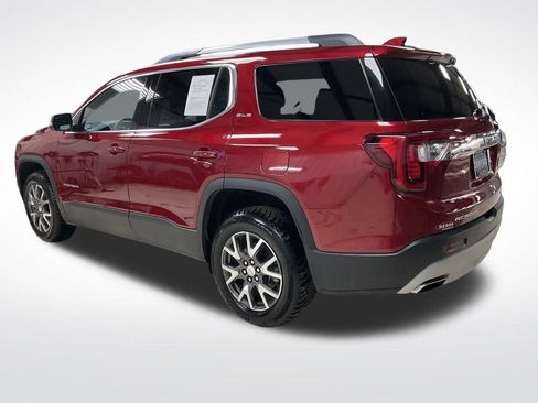 Certified 2023 GMC Acadia SLE w/ Driver Convenience Package image 3
