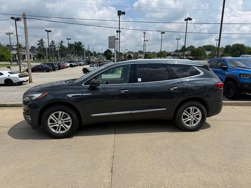 Used 2019 Buick Enclave Essence FWD image 9