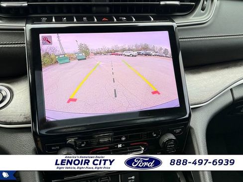 Used 2023 Jeep Grand Cherokee Limited image 24