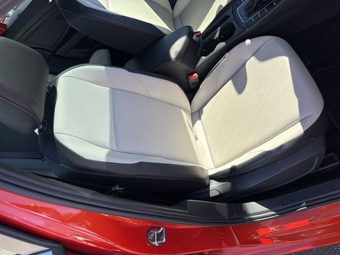 Used 2019 Volkswagen Jetta R-Line image 18